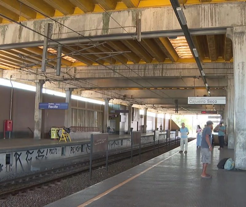 Linha Sul do Metrô do Recife volta a circular após parar pela 2ª vez em três dias por falha elétrica