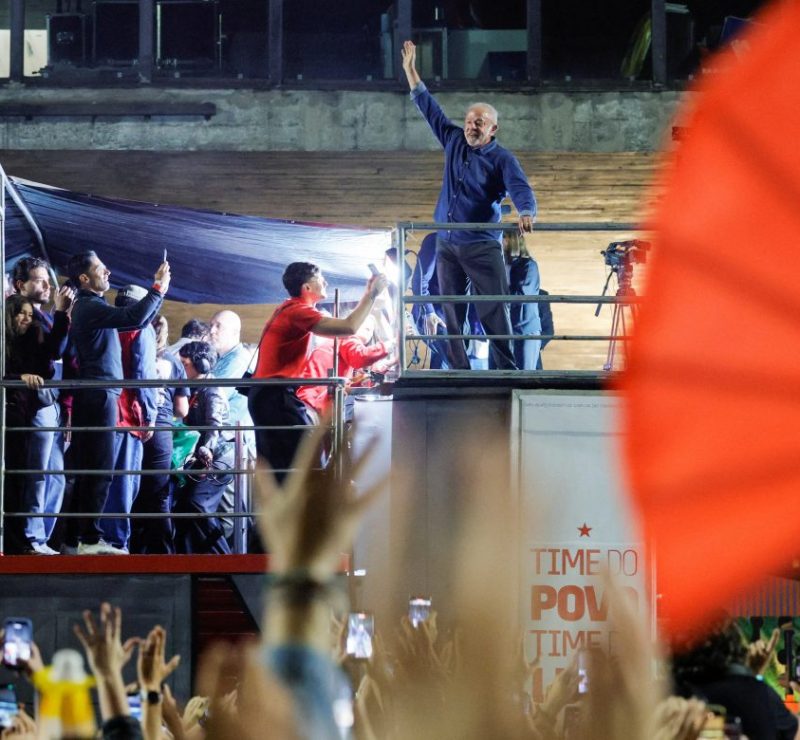 Lula resgata Hino da Independência em atos na Paulista em disputa por símbolos nacionais: ‘para saberem que não cabemos no quintal de ninguém’
