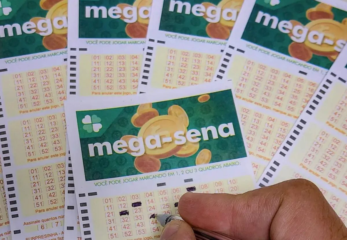 Mega-Sena acumula e prêmio vai a R$ 300 milhões