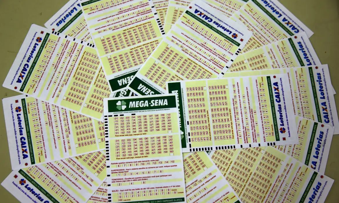 Mega-Sena acumula e vai a R$ 112 milhões; 21 apostas de Alagoas são premiadas