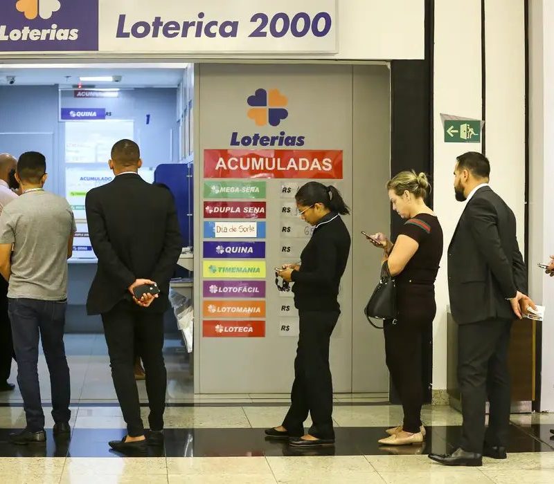 Mega-Sena sorteia prêmio acumulado em R$ 112 milhões neste domingo