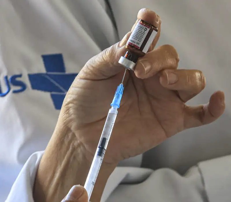 Meningite: quatro cidades do Rio ofertam vacina a pessoas até 24 anos