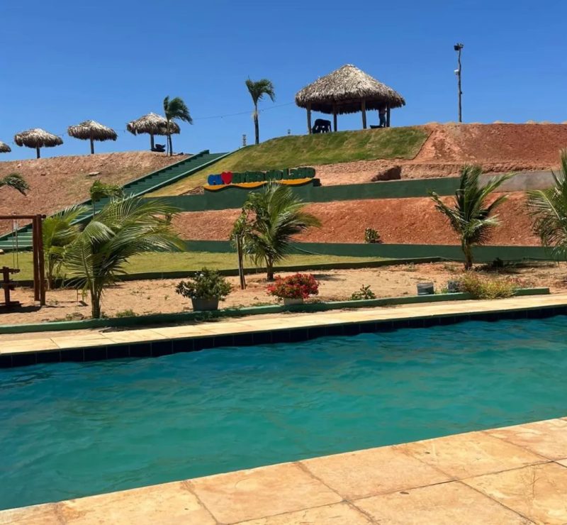 Menino de 5 anos morre após se afogar em piscina no interior do Ceará