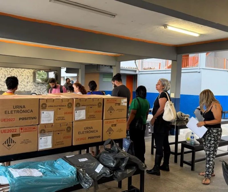 Minas Gerais registrou 2.253 votos após as 17h no 2º turno das eleições, aponta TSE