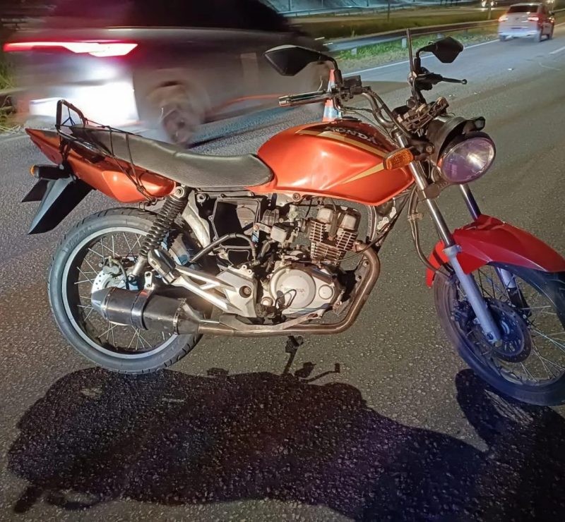Motociclista morre atropelado após cair na BR-101, no Recife