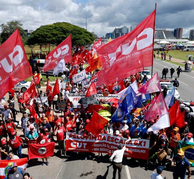Não interfiram em nossas eleições, dizem centrais sindicais aos EUA