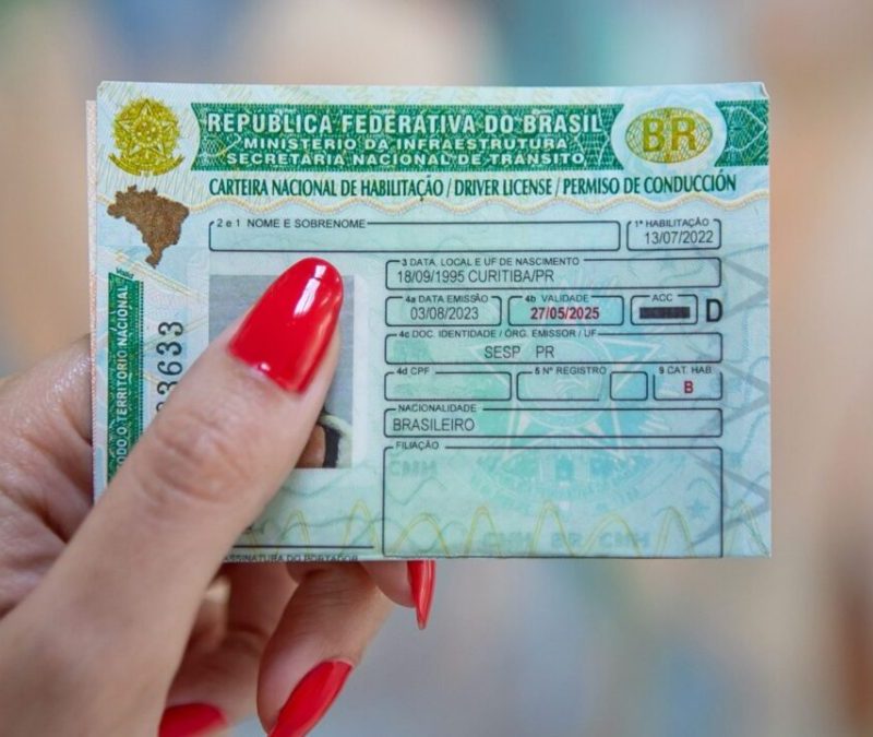 No Paraná, 278 paranaenses já conseguiram tirar a CNH de graça; saiba como