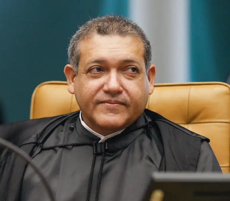 Nunes Marques suspende novos posts e seguidores no Exército do Lula 