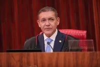 O que sabemos sobre a propaganda de Flávio que foi exibida sem áudio