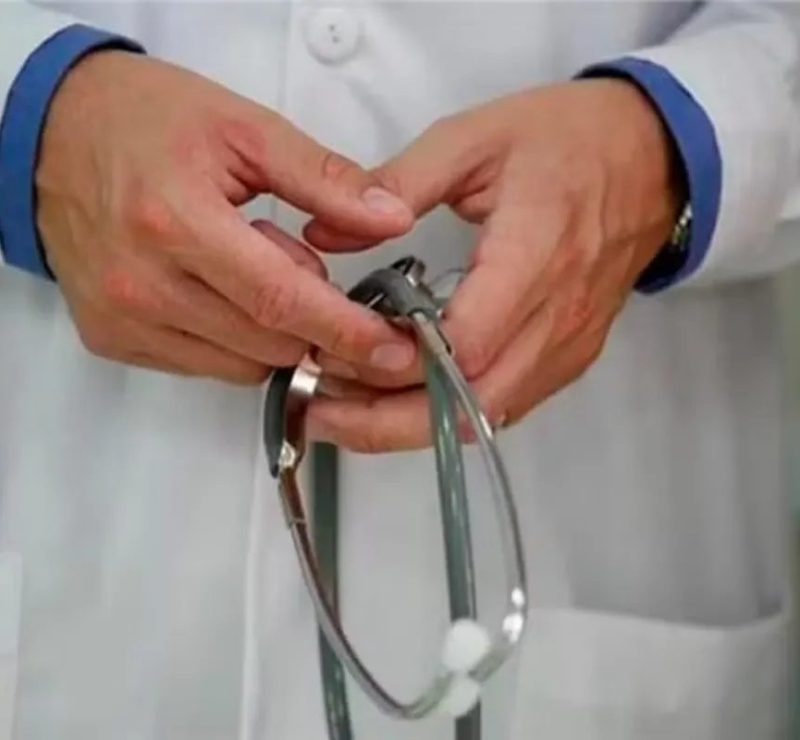 ‘OAB da Medicina’: Congresso aprova lei que prevê obrigatoriedade de prova para médicos