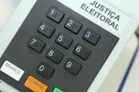 Orçamento, inflação e juros altos: Os desafios econômicos da próxima gestão