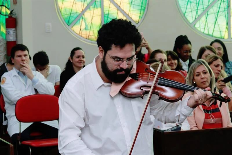 Orquestra de Câmara de Curitiba faz apresentação de obra de 1620