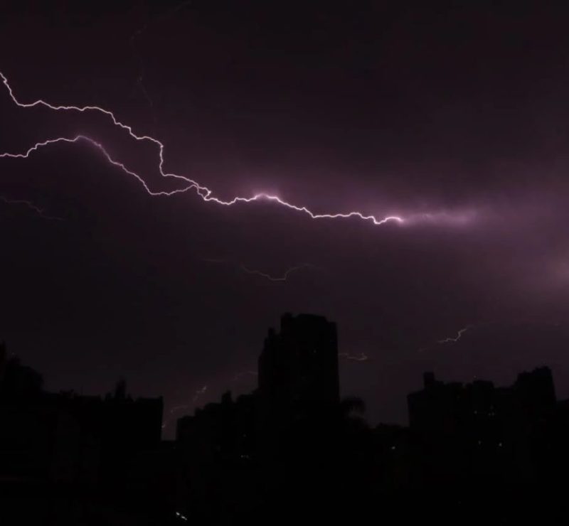 Paraná tem 265 municípios em alerta para chuva, virada do tempo e novo ciclone à vista