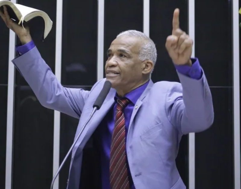 Pastor Sargento Isidório é reeleito deputado federal mais votado da Bahia