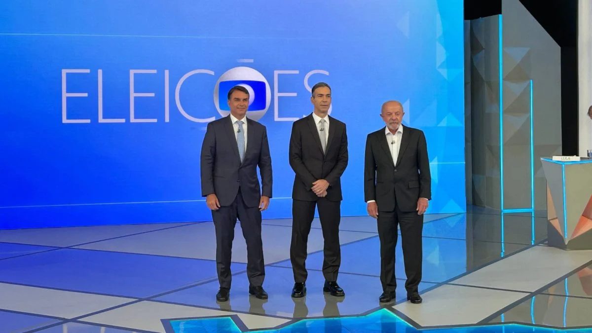 “Pergunta ao Google”: Lula e Flávio citam buscador 13 vezes