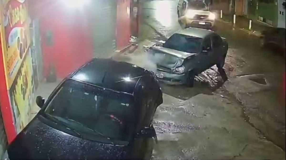 Perseguição policial causa colisão e quase atinge pedestres em Ilhéus