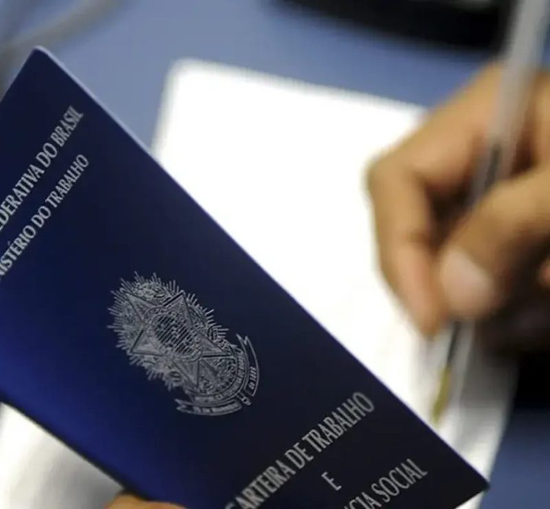 Pesquisa aponta quais serão os profissionais mais requisitados no Paraná em 2027; veja cargos em alta, com salários de até R$ 71 mil