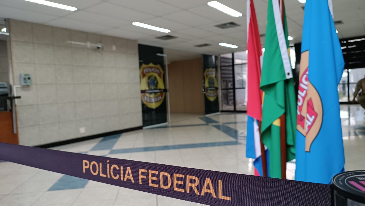 PF prende homem em Alagoas por conter arquivos de imagens de abuso sexual infantojuvenil