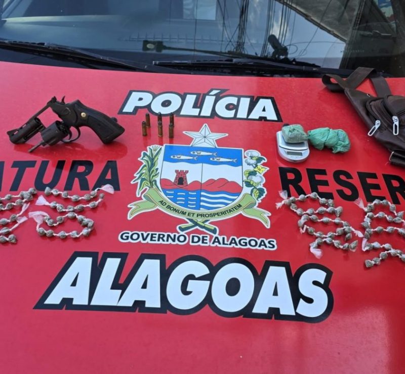 PM apreende armas, munições e entorpecentes durante ações no interior de Alagoas