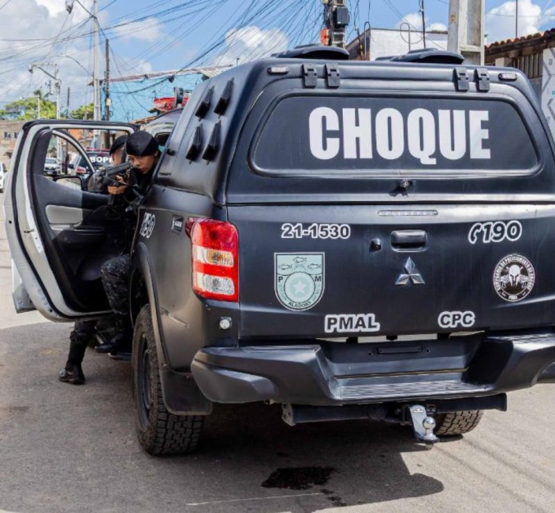 Polícia prende suspeito de assaltar mulher grávida dentro de ônibus em Maceió