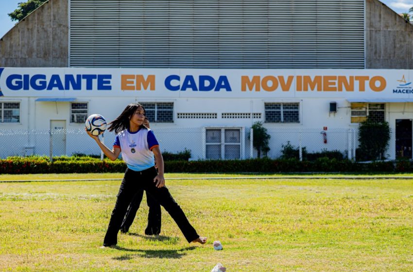 Portaria regulamenta ensino em tempo integral em Maceió e prevê aumento de 50% no número de escolas