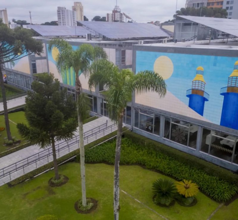 Prefeitura de Curitiba PSS com 243 vagas e salários de até R$ 14 mil; veja como se inscrever