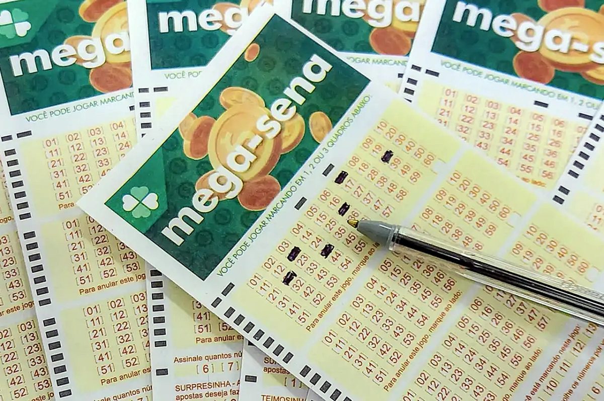 Quatro apostas do Paraná acertam a quina da Mega-Sena; prêmio acumula em R$ 112 milhões
