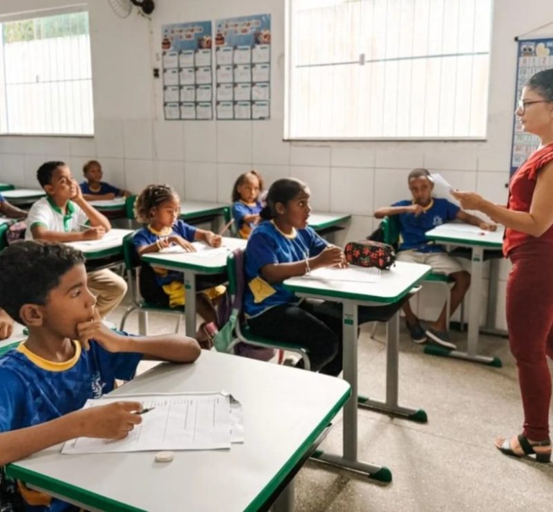 Rede municipal de Feira de Santana terá reposição de aulas após paralisações; veja datas