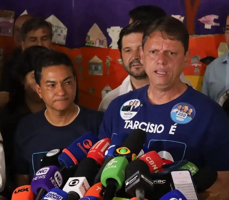 Reeleito em SP, Tarcísio promete mais entregas para o próximo mandato