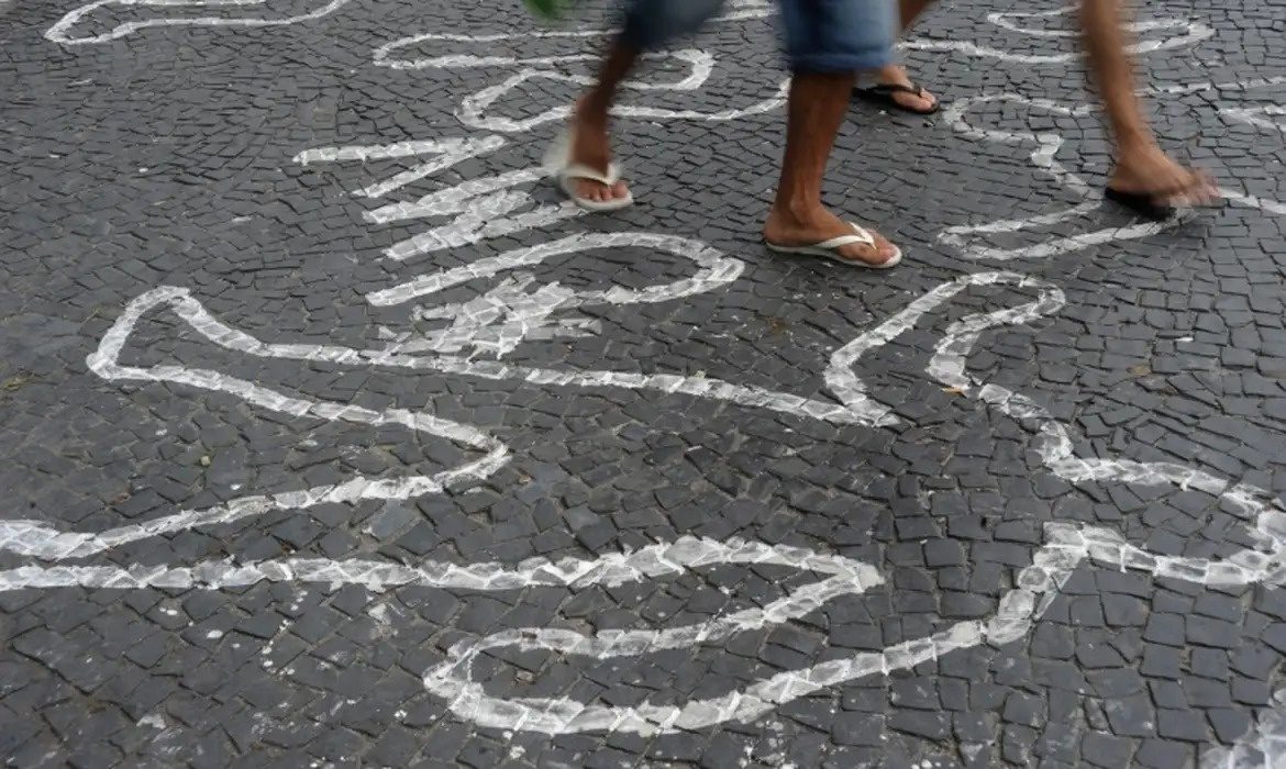 Salvador e RMS registram três chacinas e 64 mortes por arma de fogo em setembro