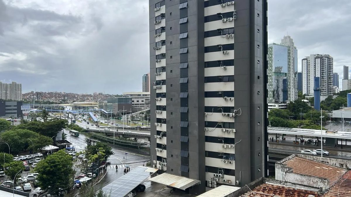 Salvador terá fim de semana com chuva e temperaturas de até 31 °C; confira previsão do tempo na Bahia