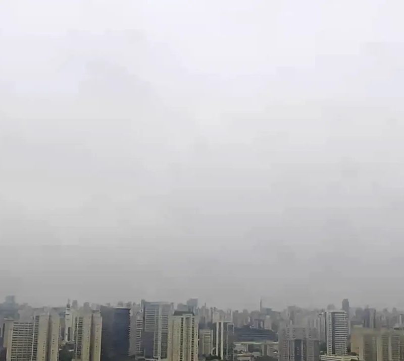 São Paulo tem previsão de chuva neste sábado e de temporais no domingo de eleição