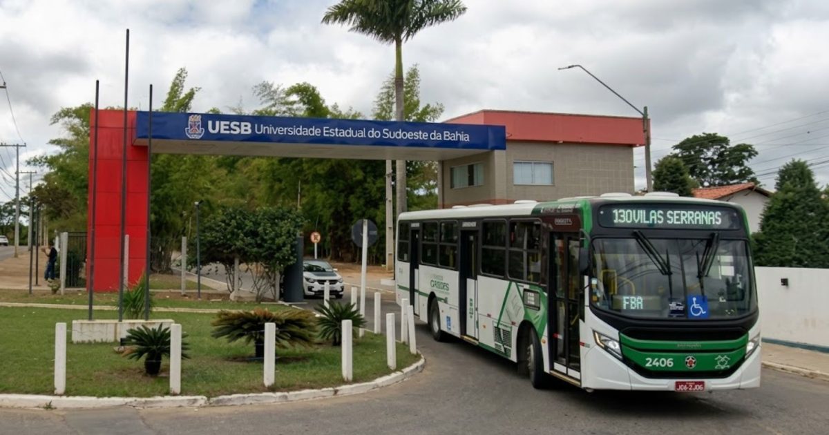 Servidores terceirizados da Uesb paralisam atividades em Vitória da Conquista, Jequié e Itapetinga