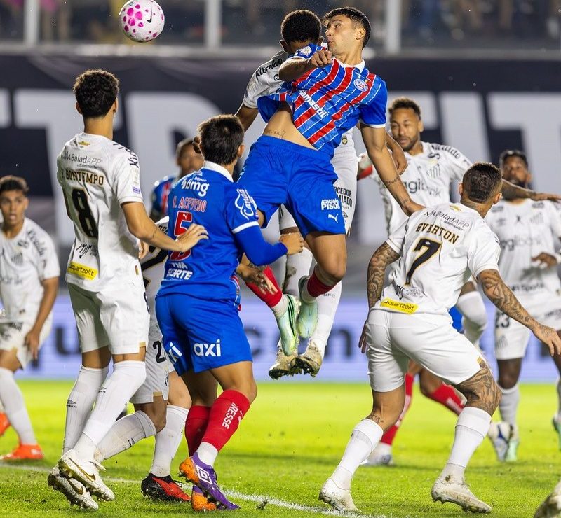 Sob tempestade na Vila, Bahia sofre empate do Santos nos acréscimos pela Série A