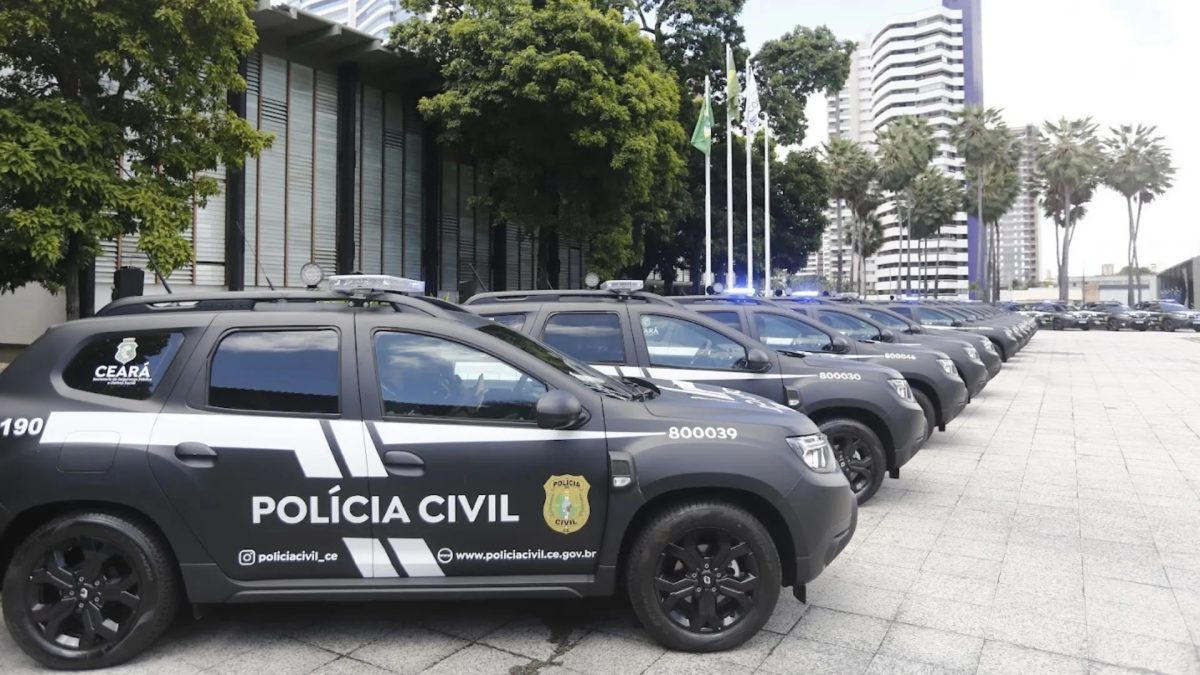 Suspeita de aplicar golpes na venda de passagens aéreas emitidas com milhas é presa em Fortaleza