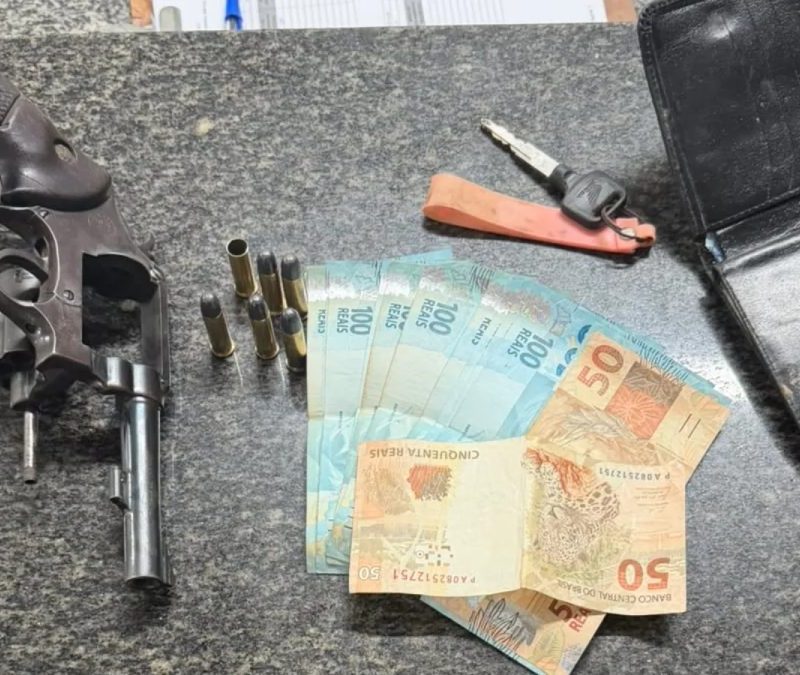 Suspeito morre e outro é baleado após policial reagir a assalto no interior do Ceará