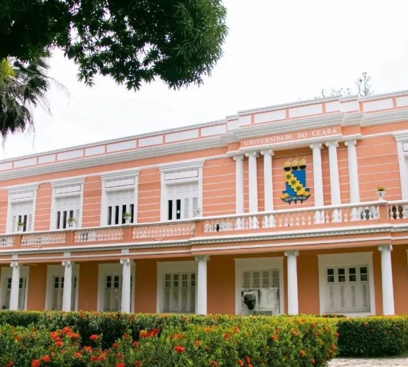 UFC lança concurso para professor efetivo em Fortaleza com salário de R$ 6,3 mil