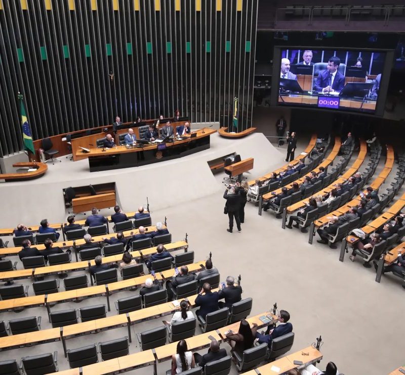 Veja quem são os 20 deputados federais mais votados de Minas Gerais