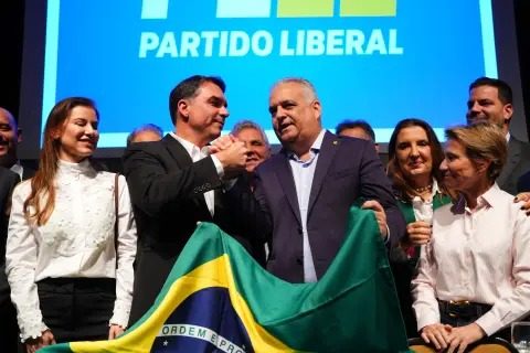 Vice de Flávio Bolsonaro cumpre agenda em São Luís